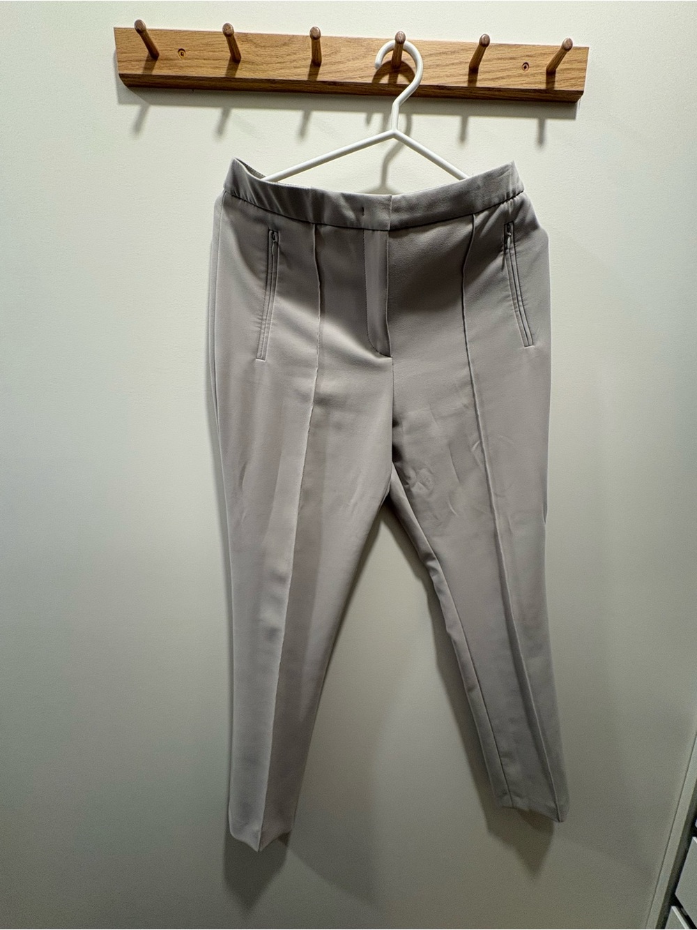 Marc Cain Slim Tailored Women's Trousers - Light Gray